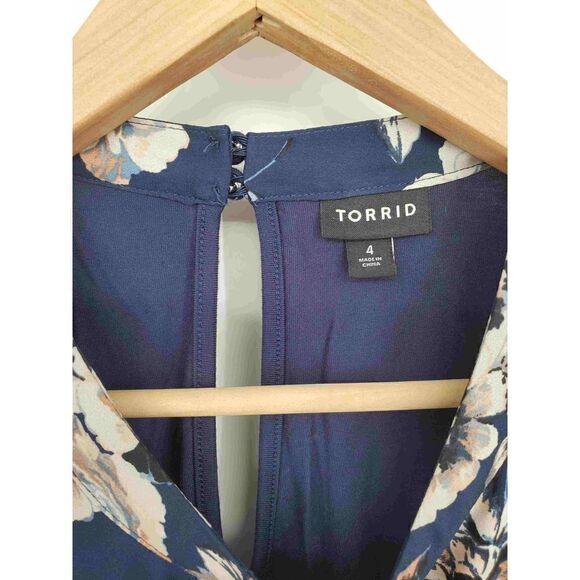 Torrid Women's Navy Blue Floral Sleeveless Tulip Hem Dress Size 4 4X‎ - Picture 4 of 6
